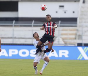 Welington tem contrato com o São Paulo até dezembro. (Foto: Twitter do São Paulo)