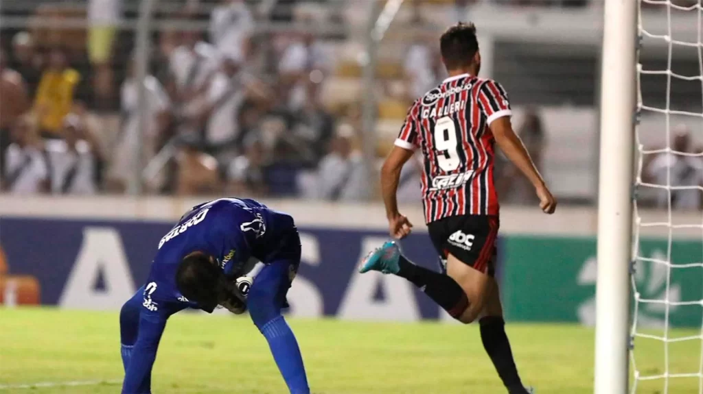 São Paulo venceu a Ponte Preta por 2 a 1 em Campinas, em 2022. (Foto: Twitter do São Paulo)