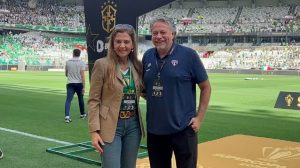 Presidentes do São Paulo e do Palmeiras, Julio Casares e Leila Pereira, trocaram farpas recentemente.(Foto: Marcelo Braga)