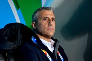 Hernán Crespo faz história e pode ser campeão da Champions League da Ásia. (Foto: Twitter da AFC)