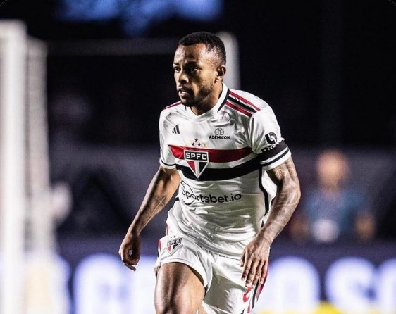 Welington tem colocado empecilhos para renovar o contrato com o São Paulo. (Foto: Twitter do SPFC)