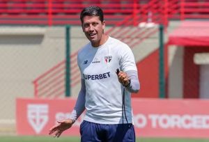 Thiago Carpini foi demitido do São Paulo. (Foto: Twitter do SPFC)