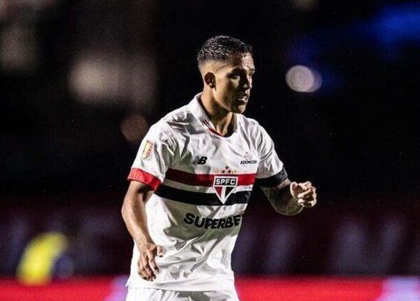 Igor Vinícius voltou a ser titular do São Paulo nos últimos jogos. (Foto: Twitter do SPFC)
