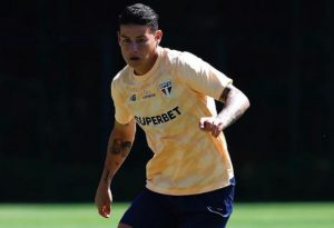 Arnaldo diz que James não será titular com Zubeldía. (Foto: Twitter do SPFC)