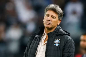 Renato Portaluppi está livre no mercado. (Foto: Twitter do Grêmio)