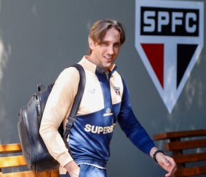 Luis Zubeldía é a apresentado no São Paulo. (Foto: Twitter do SPFC)