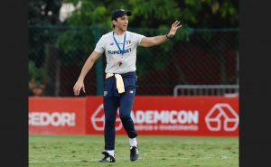 Zubeldía terá uma semana de treino antes do duelo contra o Águia de Marabá. (Foto: Twitter do SPFC)