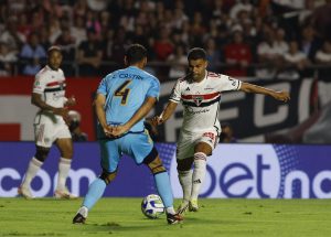 São Paulo enfrenta Cruzeiro pelo Brasileirão no MorumBIS. (Foto: Twitter do SPFC)