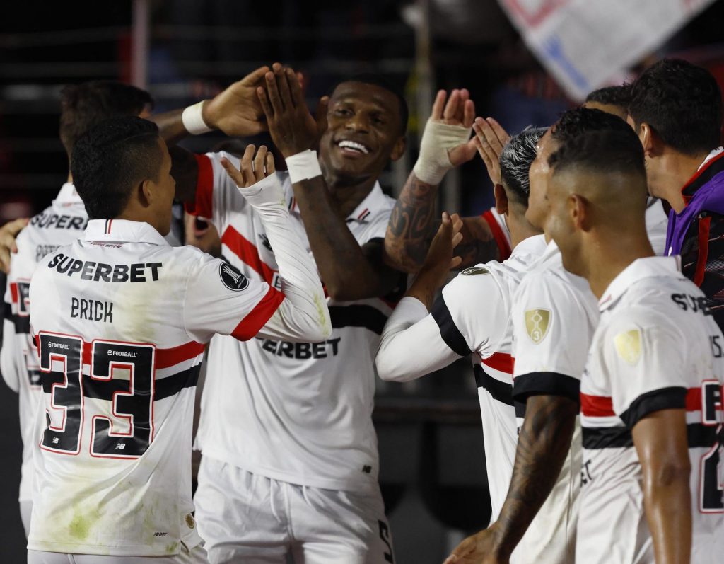 Arboleda é destaque do São Paulo na temporada. (Foto: X do São Paulo)