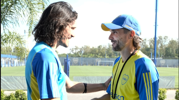 Diego Martínez quer meio-campista do São Paulo para jogar com Cavani. (Foto: Twitter do Boca Juniors)