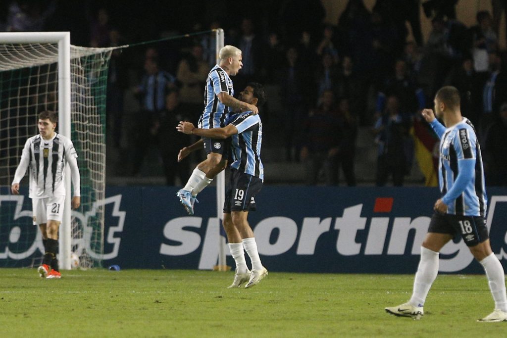 Grêmio venceu o The Strongest e está vivo por uma vaga no mata-mata da Libertadores. (Foto: X da Libertadores)