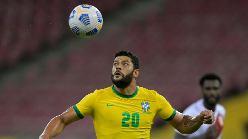 Hulk jogou na Seleção Brasileira na Copa do Mundo 2014. (Foto: Twitter da CBF)