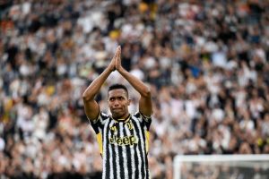 Alex Sandro pode ser o novo reforço do São Paulo em 2024. (Foto: Twitter da Juventus)