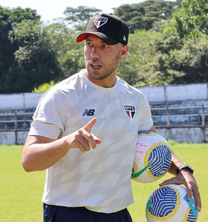 Allan Barcellos vai assumir sub-20 do São Paulo – Foto: Guilherme Degang/saopaulofc