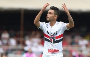 Petros vestiu a camisa Tricolor entre 2017 e 2018 – Foto: Rubens Chiri / São Paulo FC