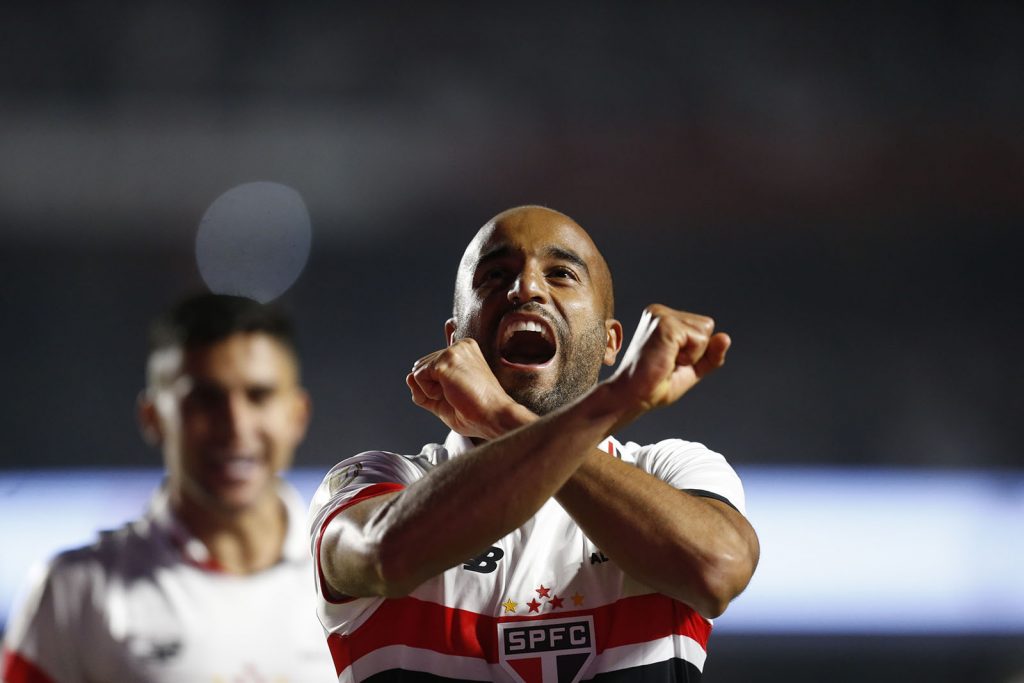 Lucas marcou o primeiro gol do São Paulo na vitória contra o Cruzeiro - Créditos: Rubens Chiri e Paulo Pinto/Saopaulofc.net