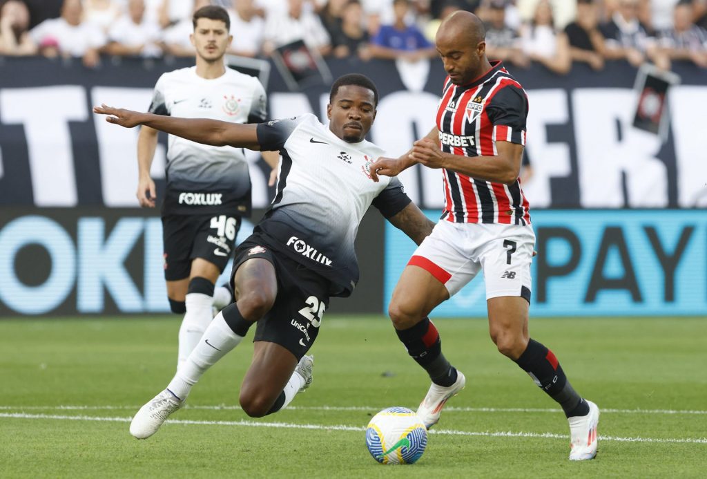 Lucas foi destaque do São Paulo no empate por 2 a 2 contra o Corinthians. (Foto: X do SPFC)