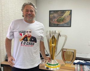 Julio Casares quer reduzir dívidas do São Paulo. (Foto: Reprodução/Instagram