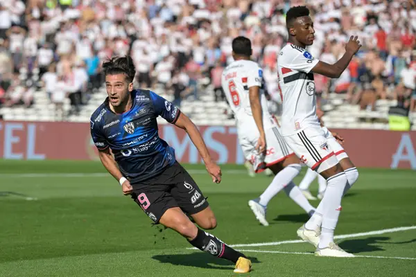 Lautaro Díaz, algoz do São Paulo na Copa Sul-Americana, é a nova contratação do Cruzeiro. (Foto: Juan Mabromata/AFP)