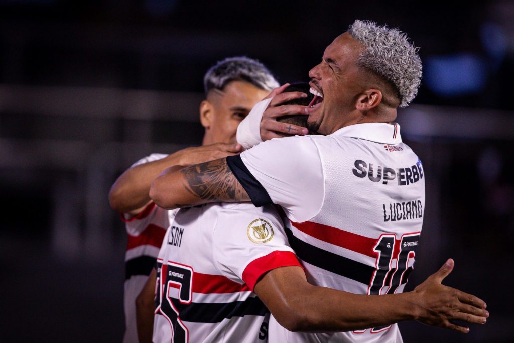 São Paulo vence com gol de Luciano no Brasileirão. (Foto: X do Brasileirão)
