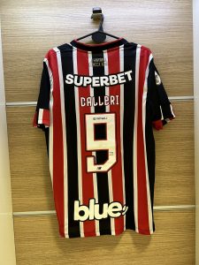 Calleri será titular do São Paulo contra o Corinthians em Itaquera. (Foto: X do SPFC)