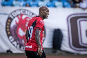 Vagner Love é destaque do Atlético Goianiense. (Foto: Ingryd Oliveira/ACG)