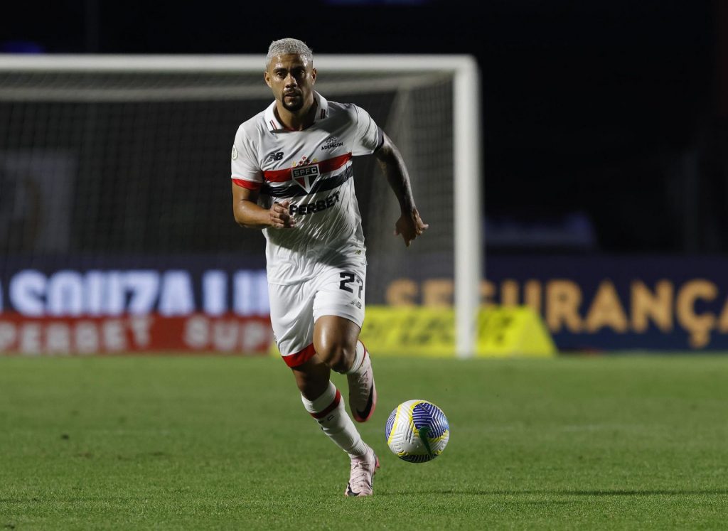 Wellington Rato faz mais um jogo como titular do São Paulo. (Foto: X do SPFC)