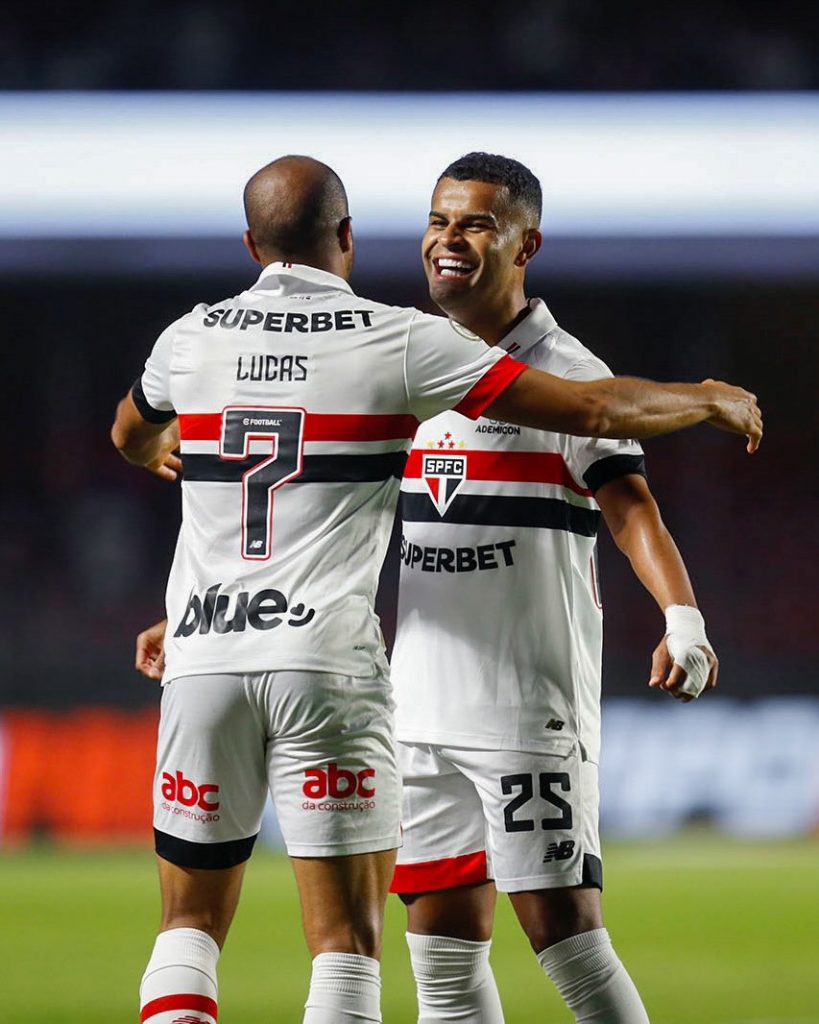 Lucas abriu o placar para o São Paulo no MorumBIS. (Foto: X do SPFC)