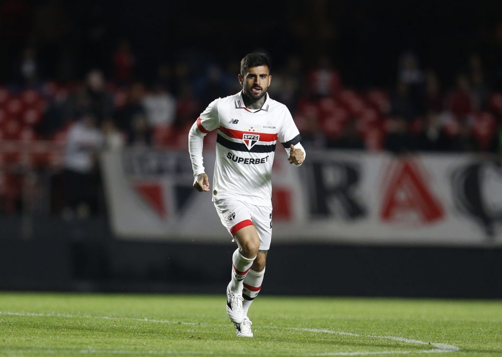 Liziero é reforço do São Paulo para sequência de 2024. (Foto: X do SPFC)