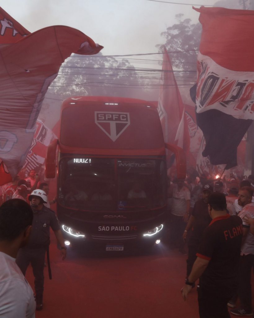 São Paulo enfrenta Nacional e recepção foi AQUELA. (Foto: x do SPFC)