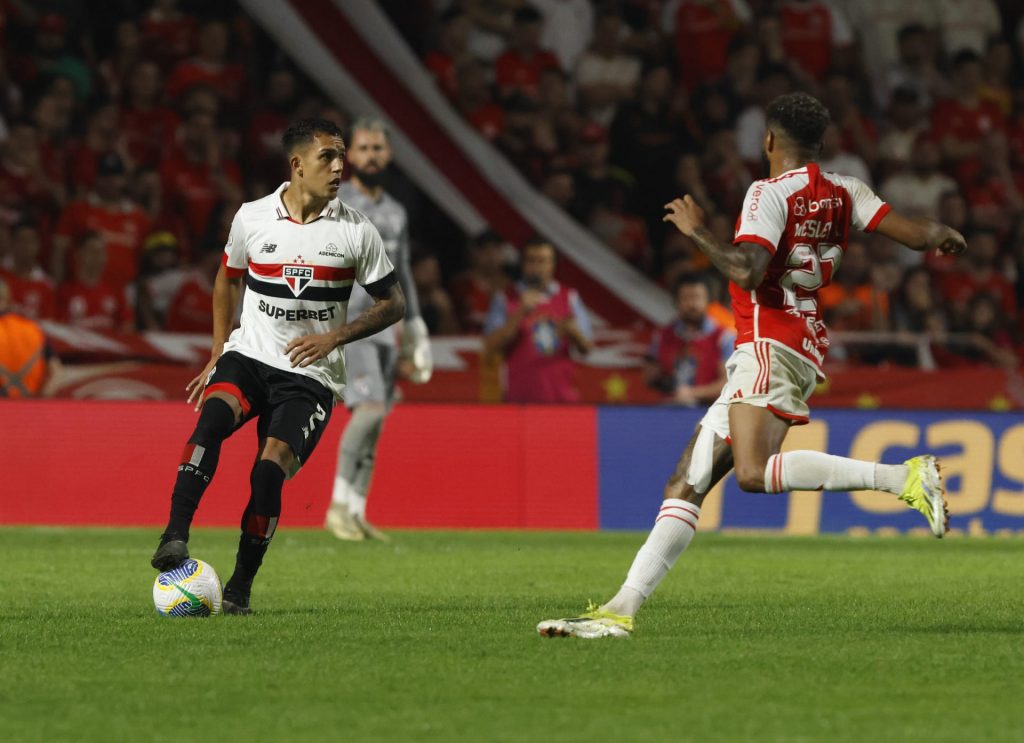 São Paulo e Internacional empataram por 0 a 0 no jogo do primeiro turno do Brasileirão em Criciúma. (Foto: Rubens Chiri/SPFC)