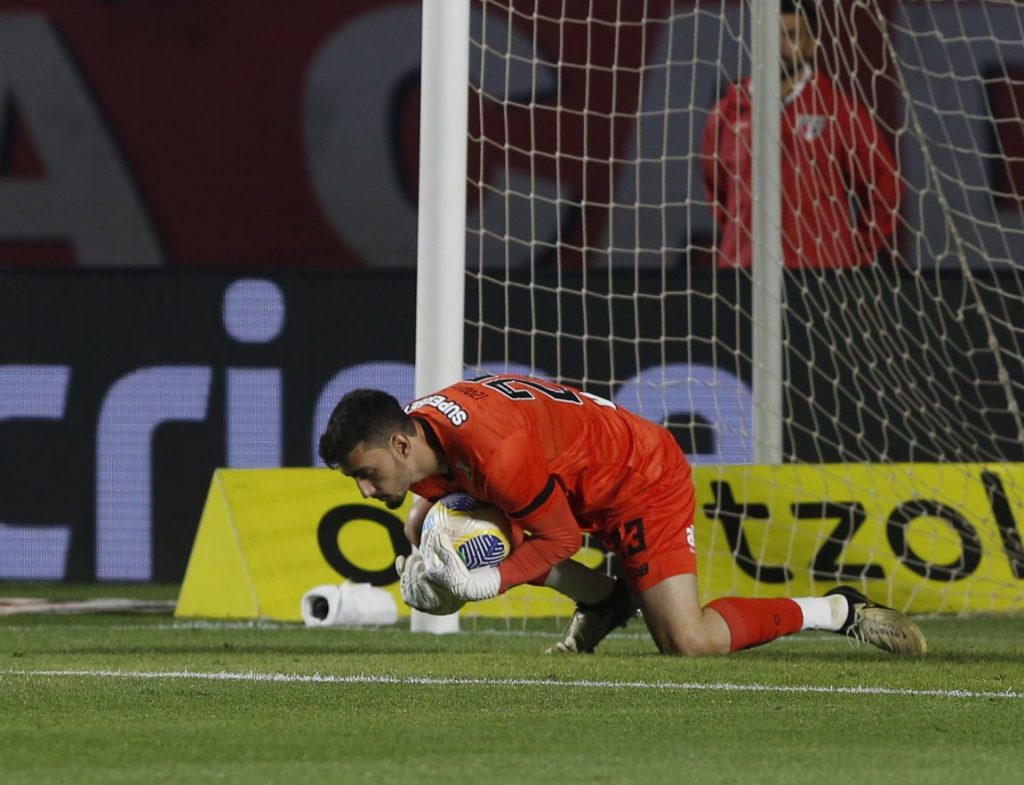 Rafael tem sido criticado nos últimos jogos do São Paulo. (Foto: Paulo Pinto/SPFC)