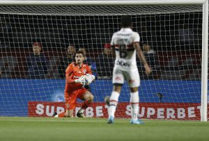 Rafael é titular do gol do São Paulo. (Foto: Paulo Pinto/SPFC)