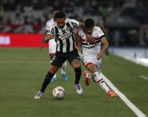 William Gomes tem ganhado oportunidades no São Paulo. (Foto: Rubens Chiri/SPFC)