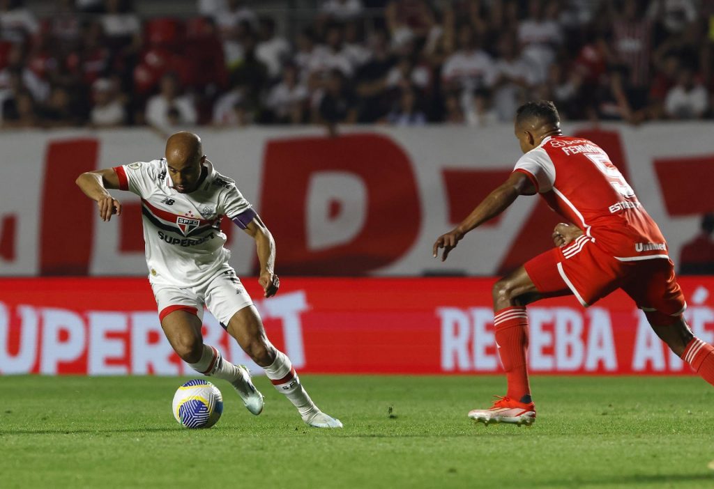 São Paulo perdeu do Internacional pelo Brasileirão. (Foto: Rubens Chiri/SPFC)