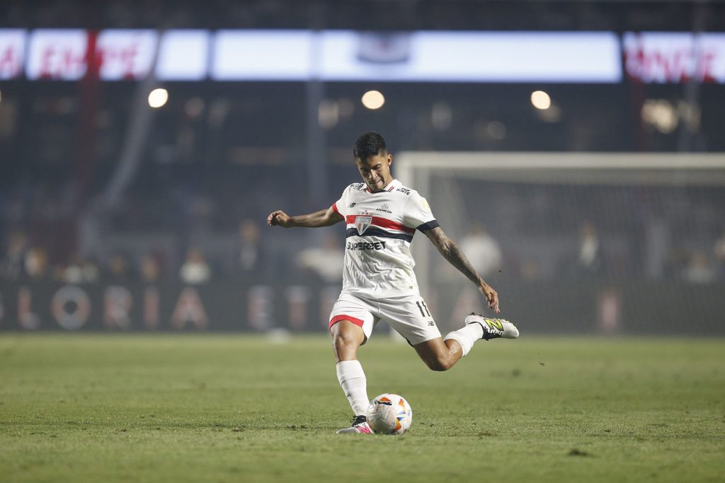 Rodrigo Nestor é um dos ídolos do atual elenco do São Paulo. (Foto: Rubens Chiri/SPFC)