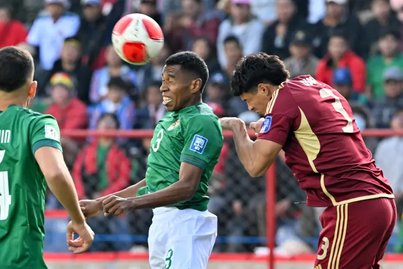 Bolívia goleia Venezuela pelas Eliminatórias da Copa do Mundo. (Foto: Aizar Raldes)