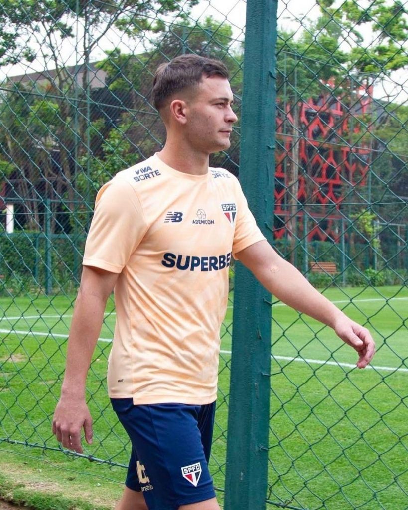 Santiago Longo chegou ao São Paulo e já treinou - Foto: Reprodução/São Paulo FC