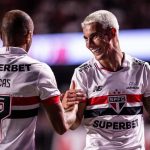 Lucas Moura e Ferreirinha, ambos do São Paulo FC - Foto: Rubens Chiri