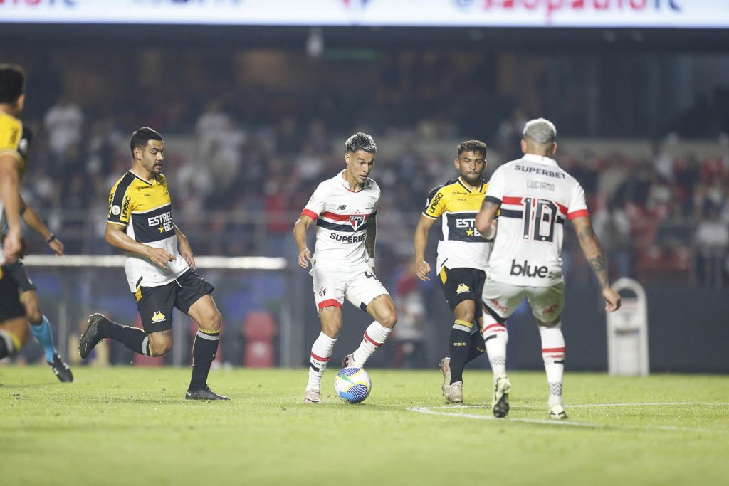 São Paulo enfrenta o Criciúma no Brasileirão. (Foto: Rubens Chiri/SPFC)