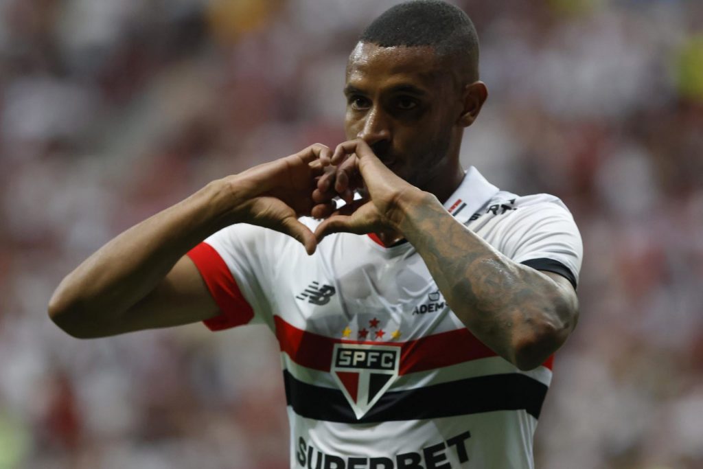 André Silva marcou o gol da vitória do Sâo Paulo contra o Corinthians pelo Brasileirão. (Foto: Rubens Chiri/SPFC)