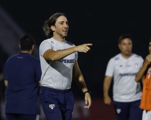 São Paulo quer vaga direta na Copa Libertadores em 2025. (Foto: Rubens Chiri/SPFC)