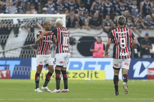 Luciano, Lucas e Calleri somam metade dos gols do São Paulo em 2024. (Foto: Ricardo Moreira/Getty Images)