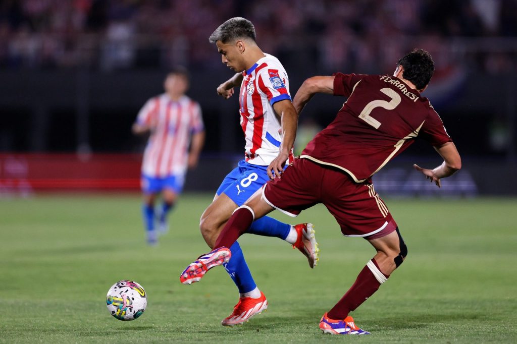 Ferraresi não vai bem em jogo da Venezuela pelas Eliminatórias. (Foto: X da Albirroja)