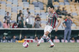 Ganso coloca Fla-Flu no bolso, e ajuda São Paulo na briga pelo G-4 do Brasileirão. (Foto: Gazeta Press)