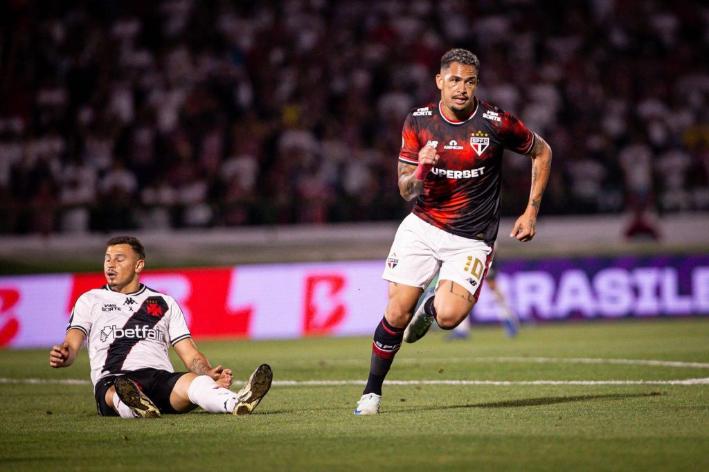 Luciano abriu o placar para o São Paulo na vitória contra o Vasco. (Foto: Victor Froes/Agência F8/Gazeta Press)