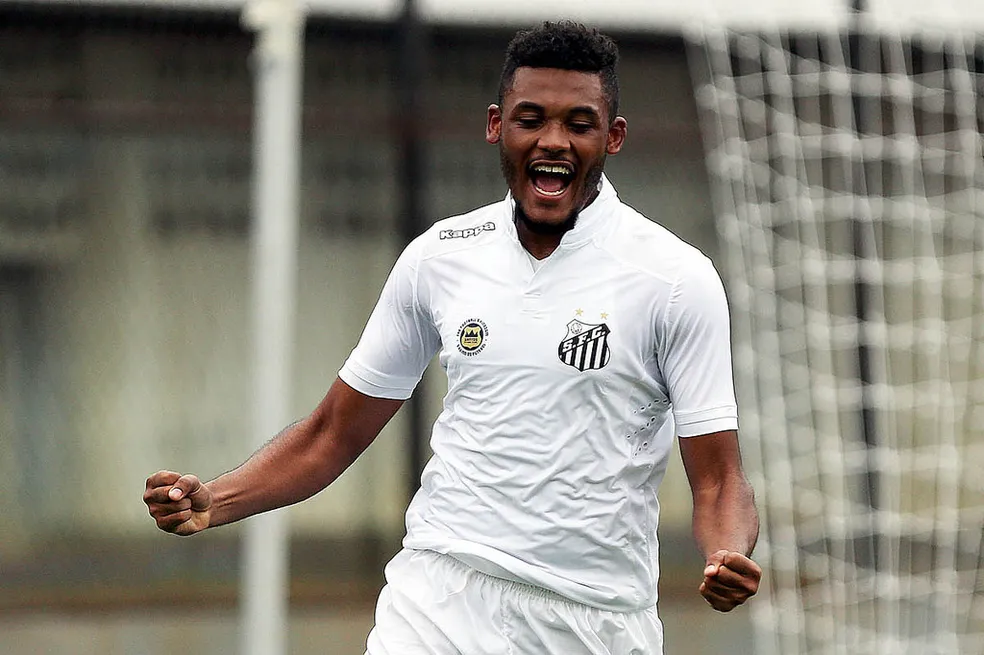 Sabino jogou pelo Santos até 2021. (Foto: Ivan Storti/Santos)