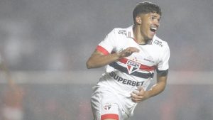 William Gomes tem contrato até 2028 com o São Paulo - Foto: São Paulo FC