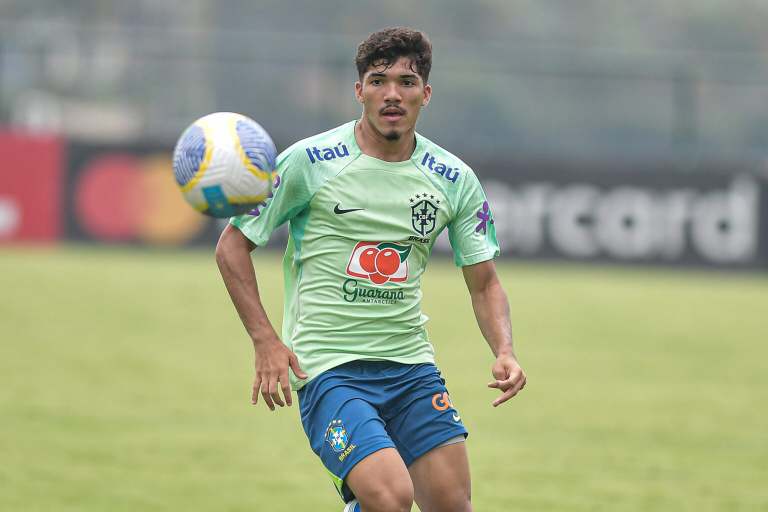 William Gomes vira opção para o São Paulo, depois de brilhar na seleção sub-20. (Foto: Reprodução/CBF)