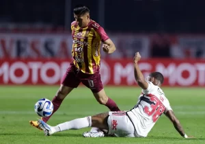 yeison guzmán é monitorado pelo São Paulo. (Foto: Alexandre Schneider/Getty Images)